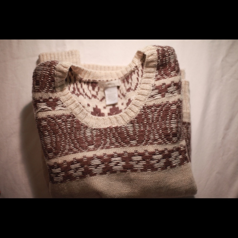 Sweater - Picture 7 of 7